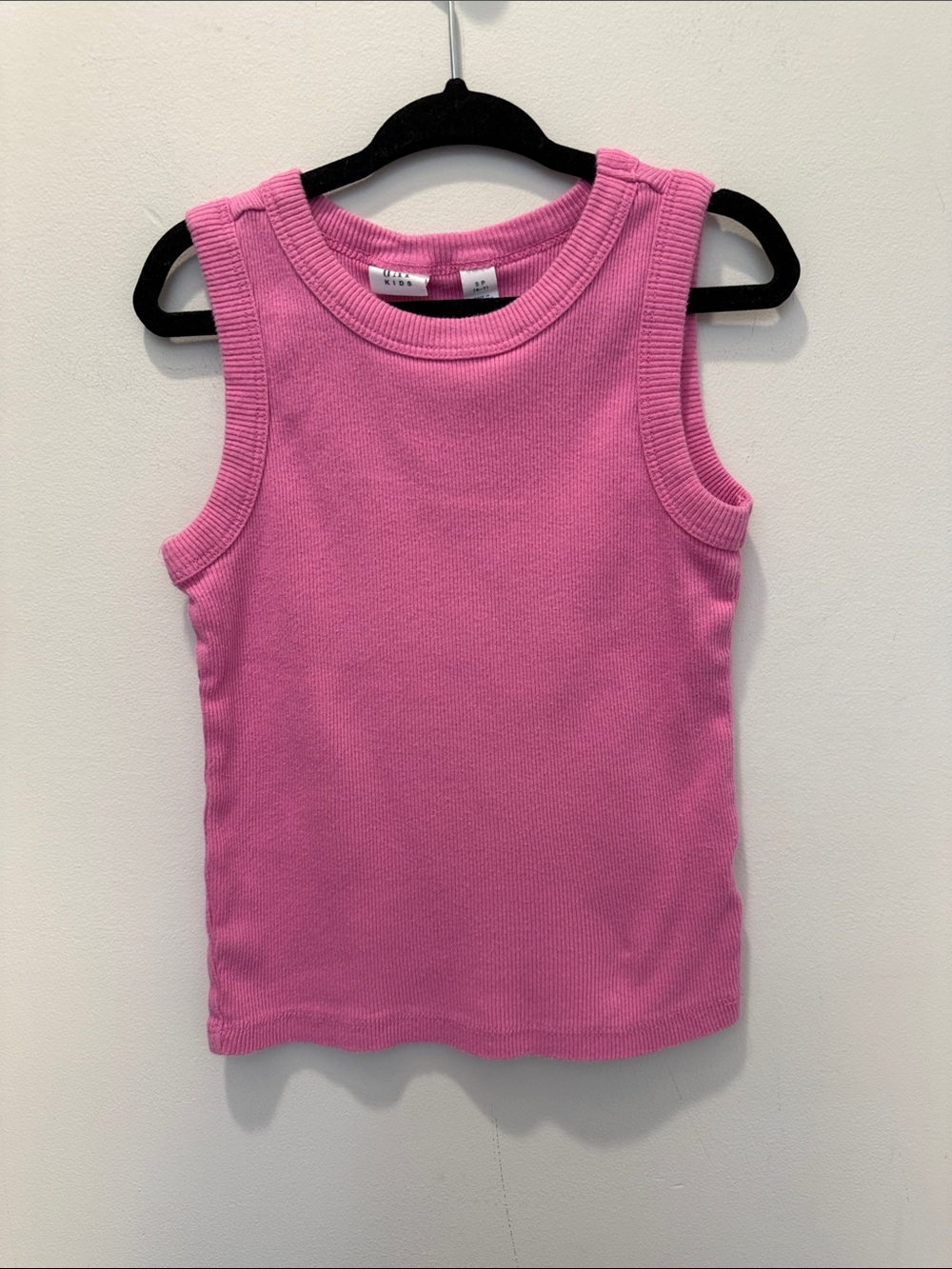 GAP kids pink ribbed tank in size 6-7 years